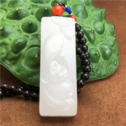 和田玉中的“年糕料” 解密一個(gè)生動(dòng)術(shù)語及其價(jià)值