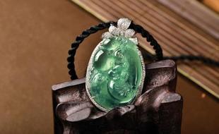 2013江蘇真德秋拍 金鑲鉆翡翠豪華掛墜的批發(fā)采購(gòu)與五金交電市場(chǎng)機(jī)遇